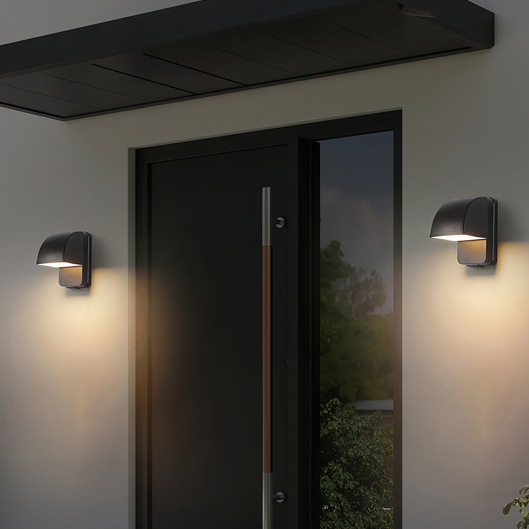 Industrial Outdoor Wall Sconce with Die-Cast Aluminum Body and Warm LED Light