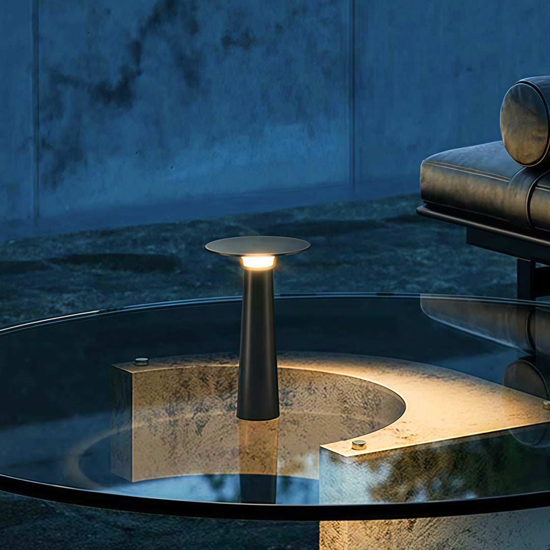 Outdoor LED Table Lamp with Aluminum Body and PC Shade