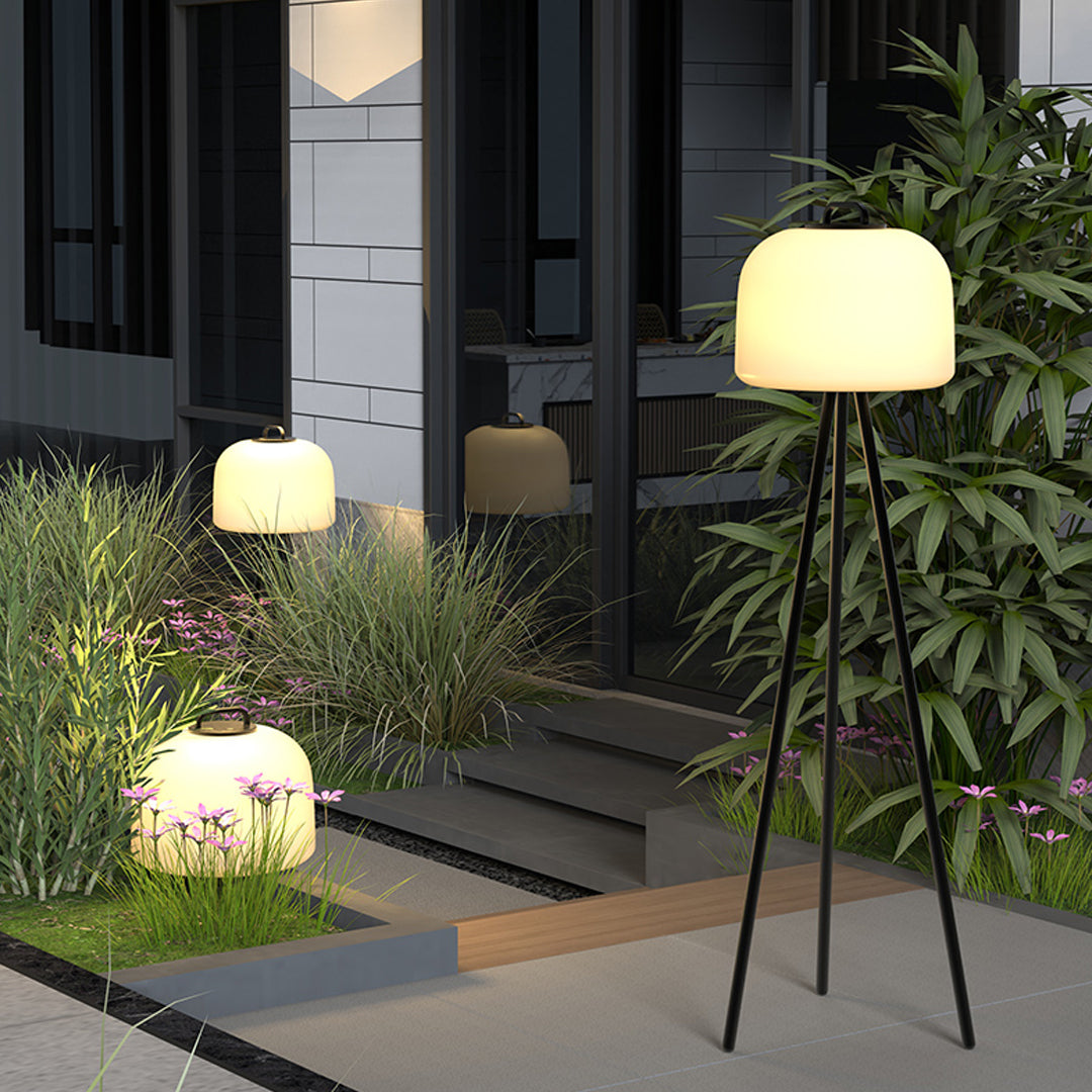 Lumina Outdoor Floor Lamp – Rechargeable LED Garden Light in Stainless Steel