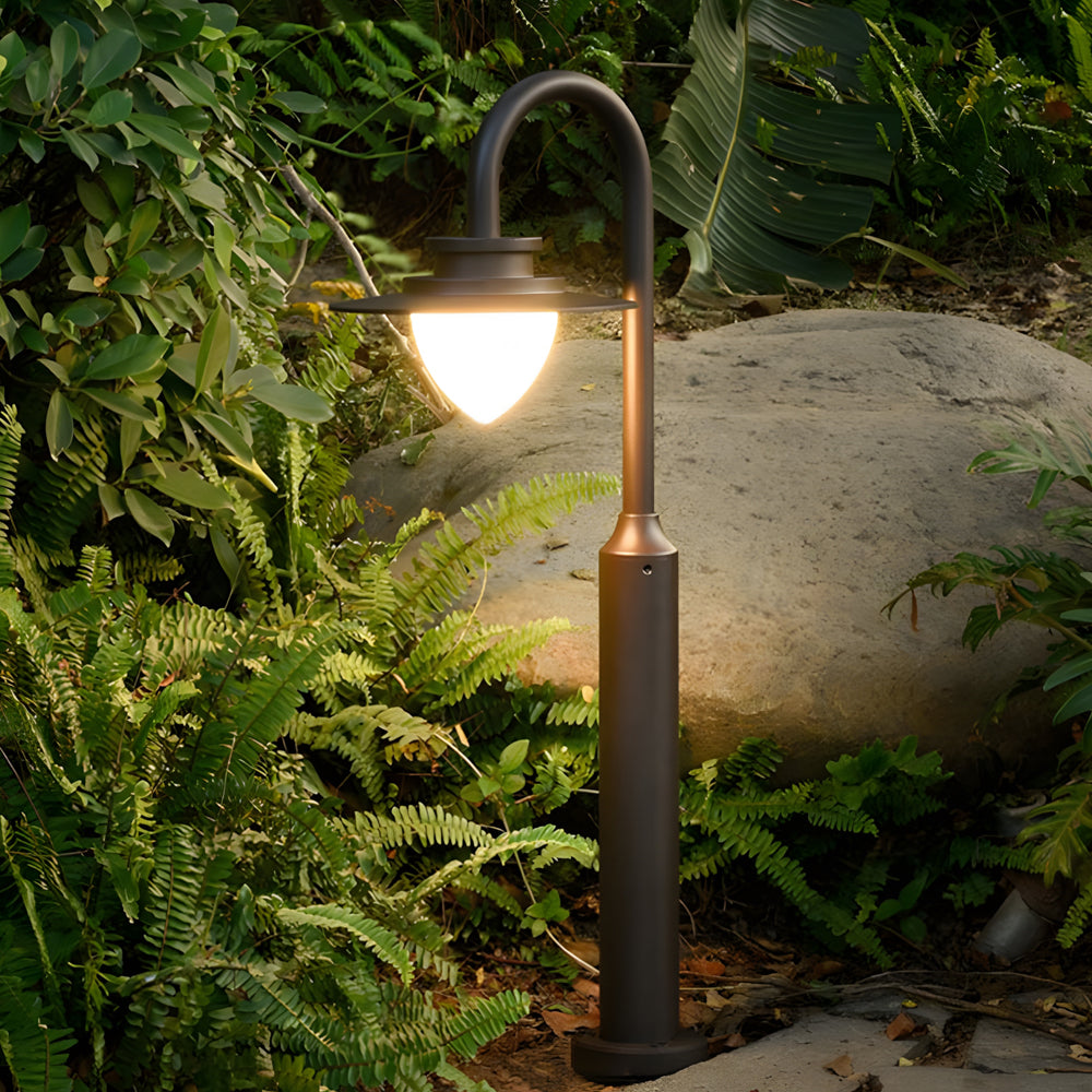 Arc LED Lawn Lamp for Modern Courtyards | Minimalist Outdoor Lighting
