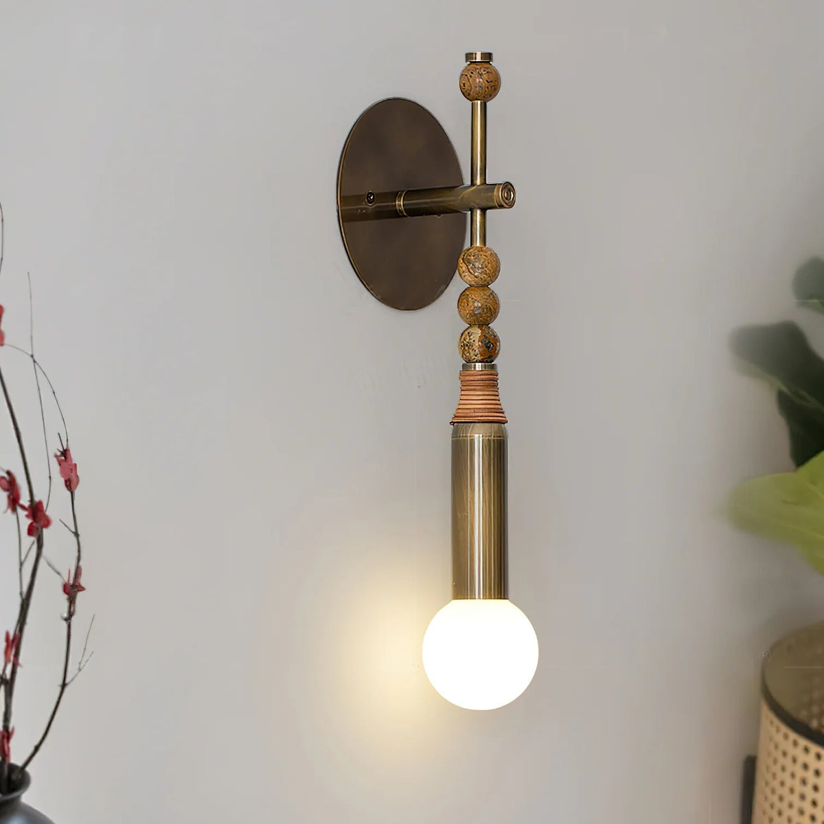 Luma Wall Light