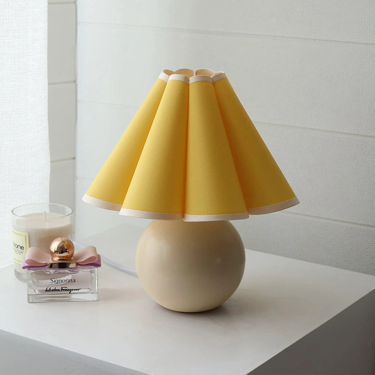 Kicsi Folded Table Lamp