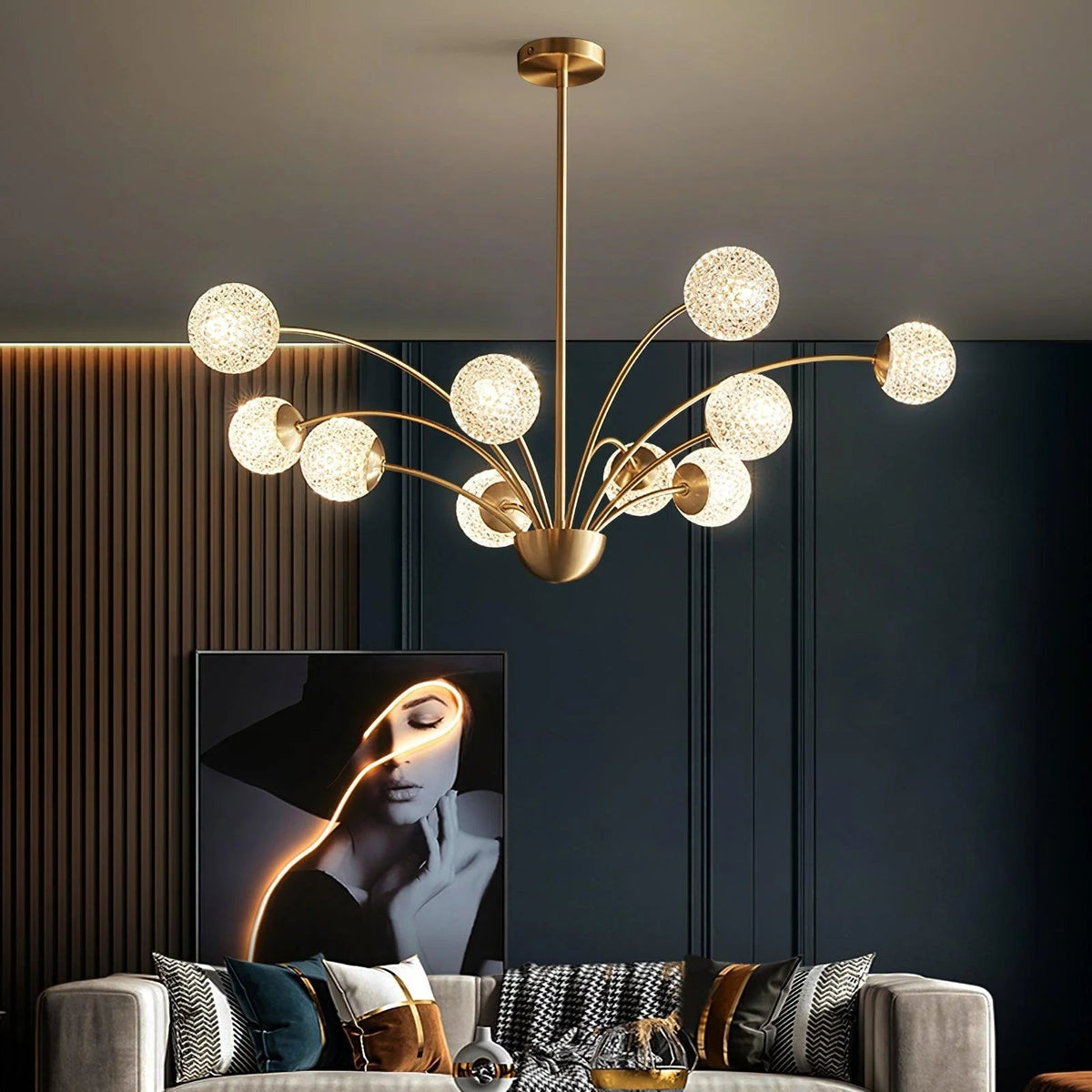 Luna Elegance Chandelier