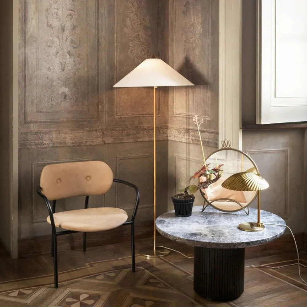 Nostalgia Steady Floor Light