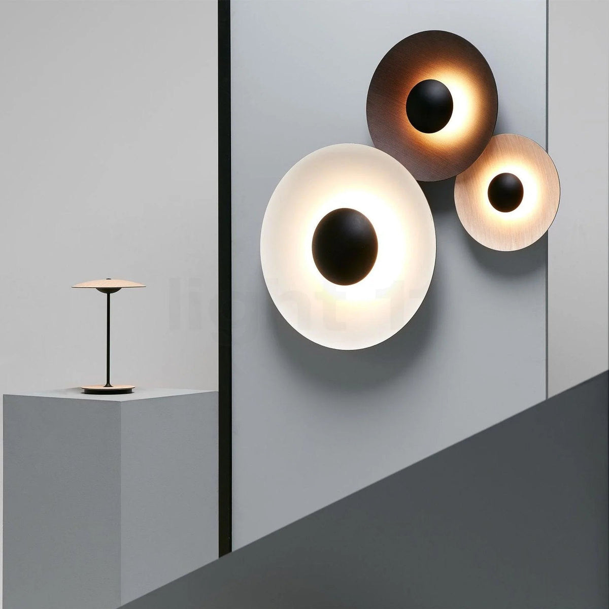 Serene Shine Wall Light