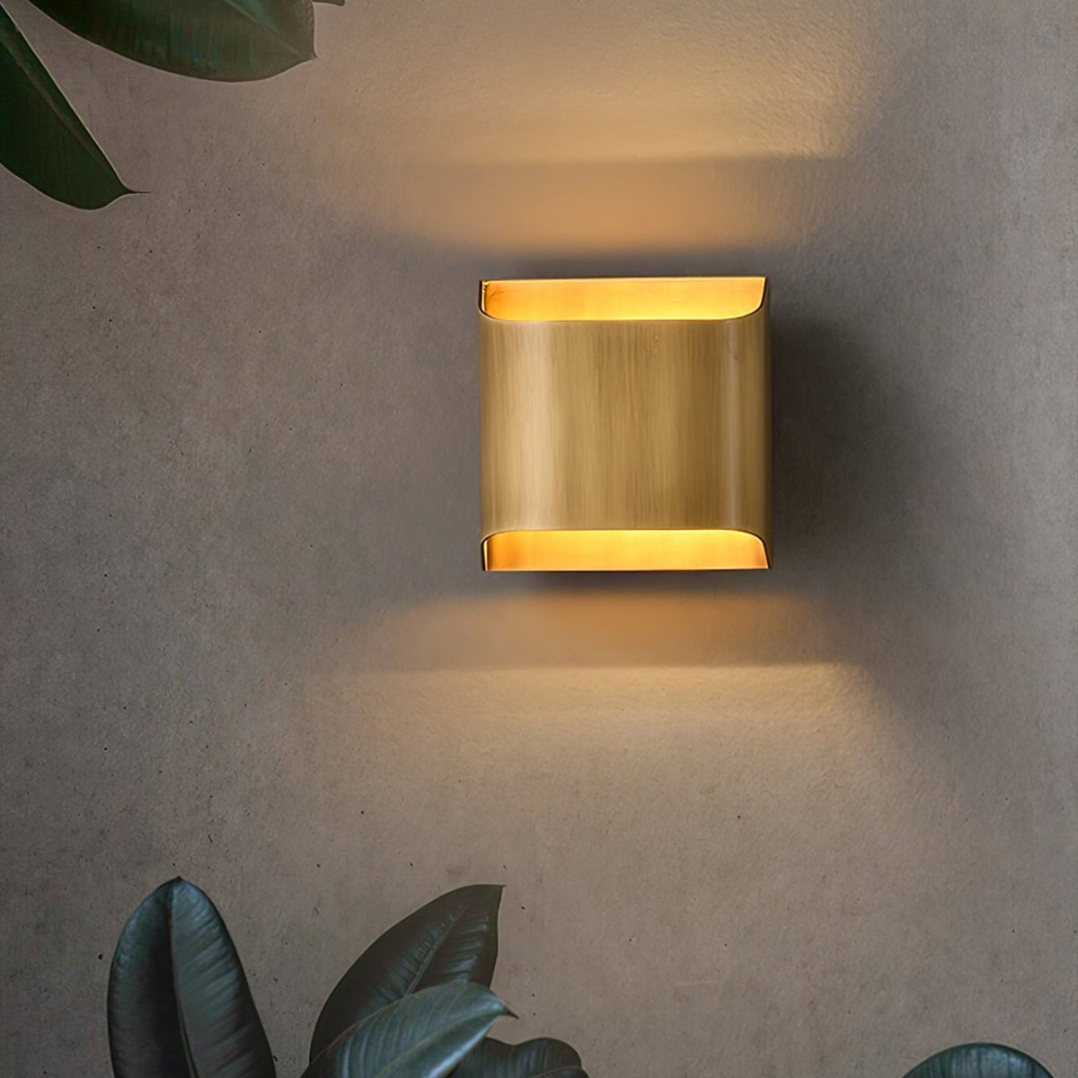 Leclerc Brass Wall Sconce – Handcrafted Solid Brass Lighting for Modern Interiors