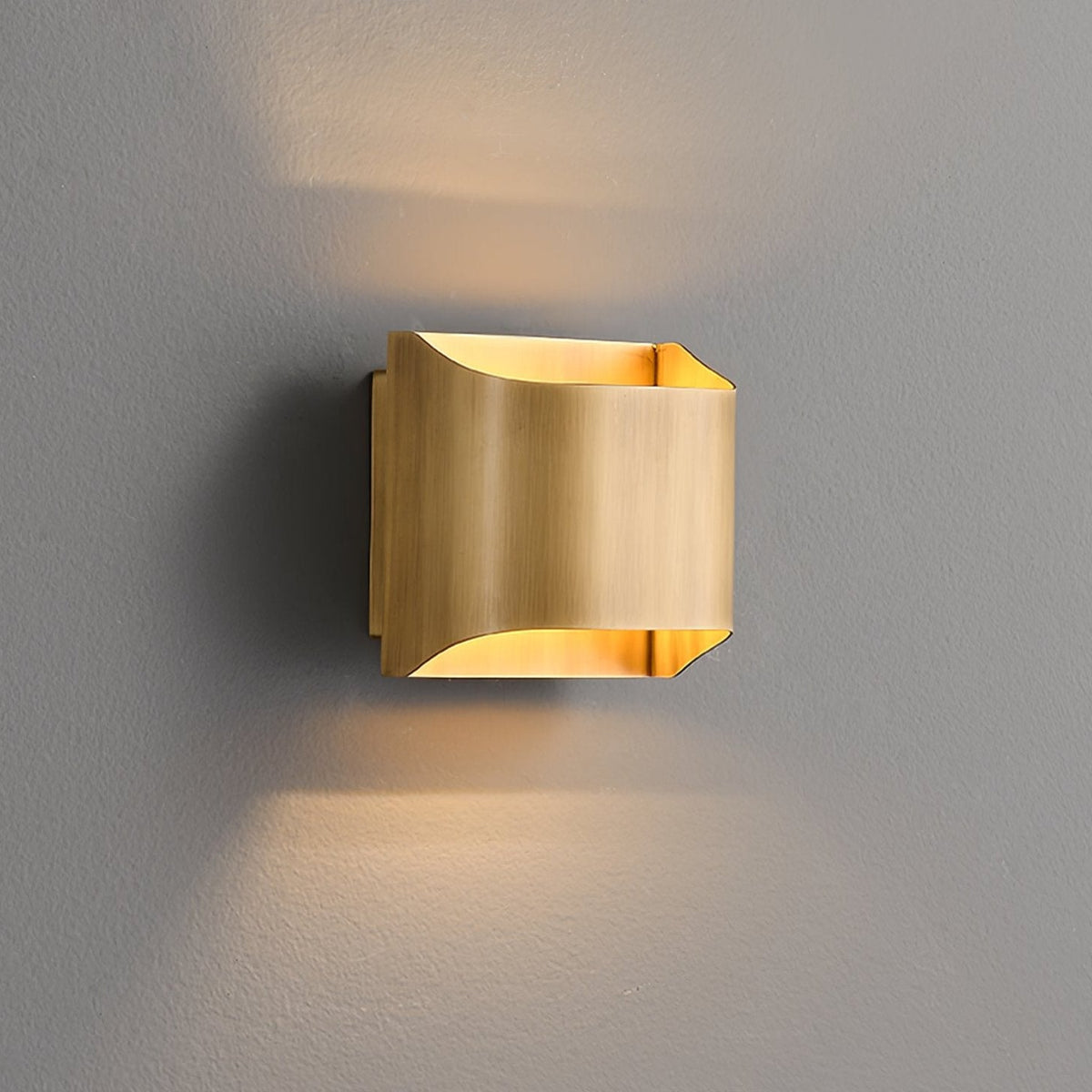 Leclerc Brass Wall Sconce – Handcrafted Solid Brass Lighting for Modern Interiors