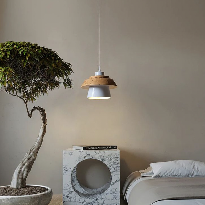 Chic Wood Pendant Lamp
