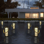 Classic Iron Outdoor Lantern Ha080360