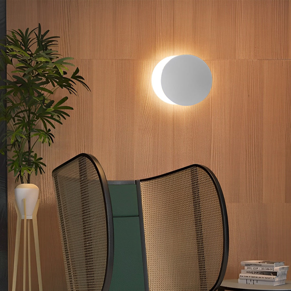 Aurelia 360° Rotating LED Wall Sconce in Matte Black or White