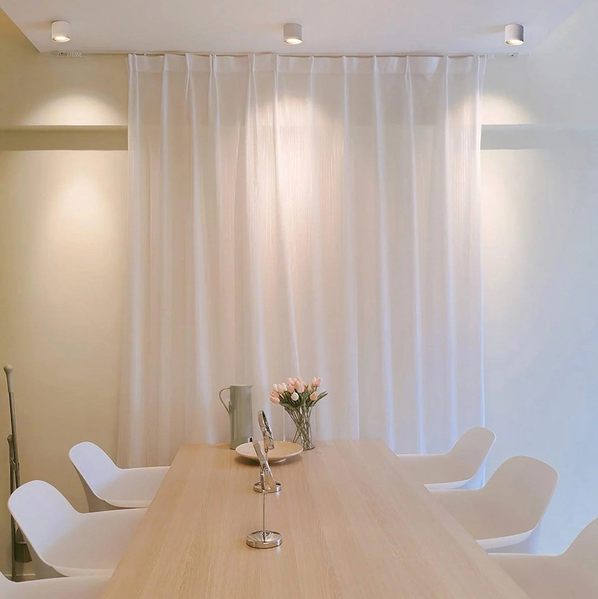 Lumepoint Ceiling Light