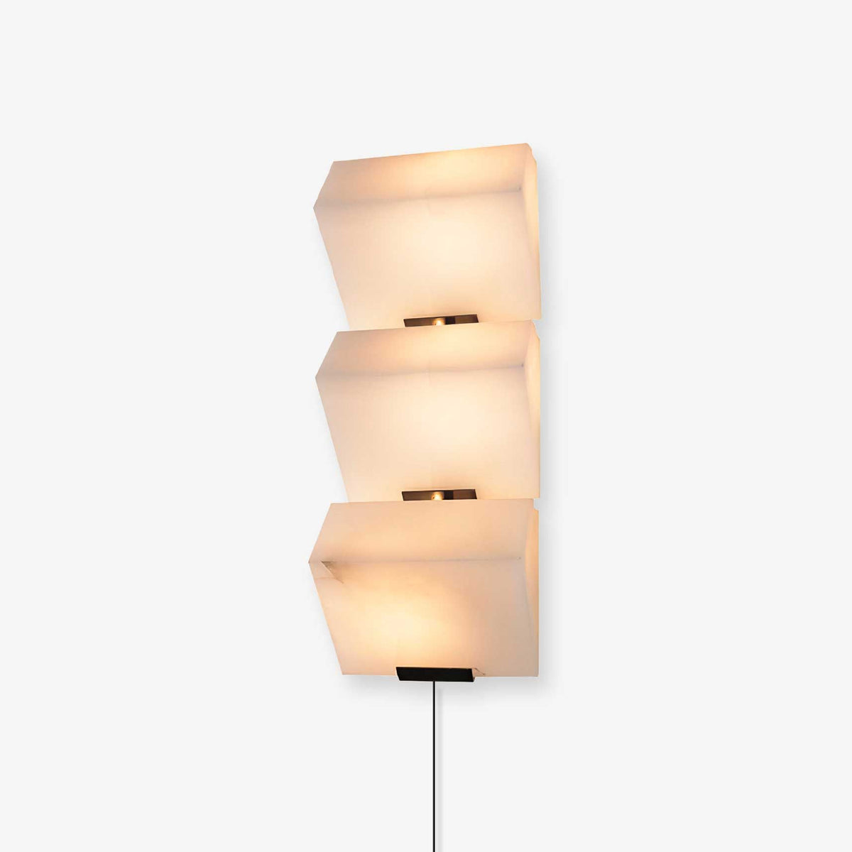 Alabaster Plug-In Wall Sconce with Integrated LED – Modern Staircase Lighting