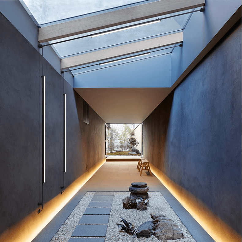 Belto Linear LED Pendant Light – Canvas Strap Suspension, Modern Minimalist