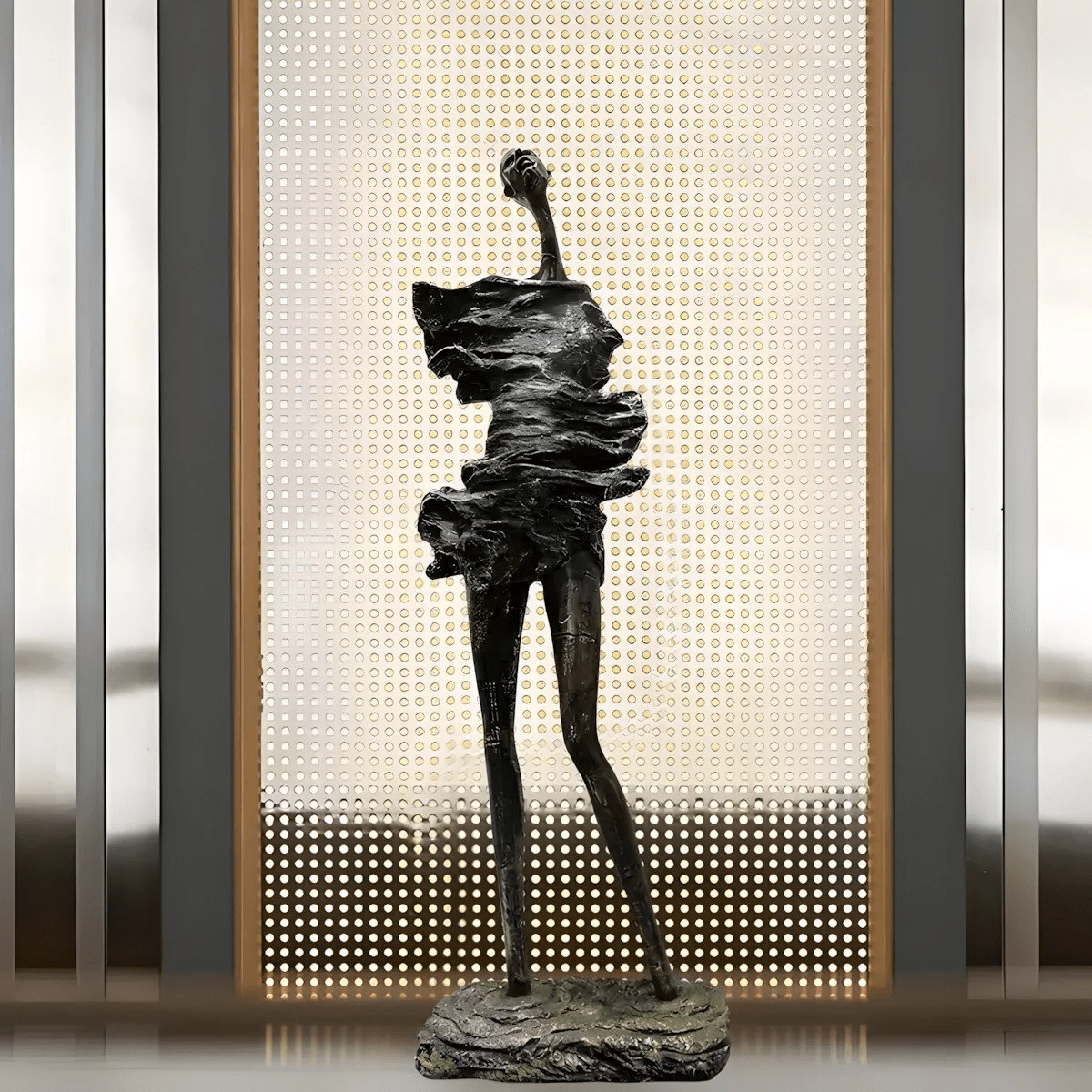 Dravik Sculptural Floor Ornament – Modern Nordic Art Piece for Refined Interiors