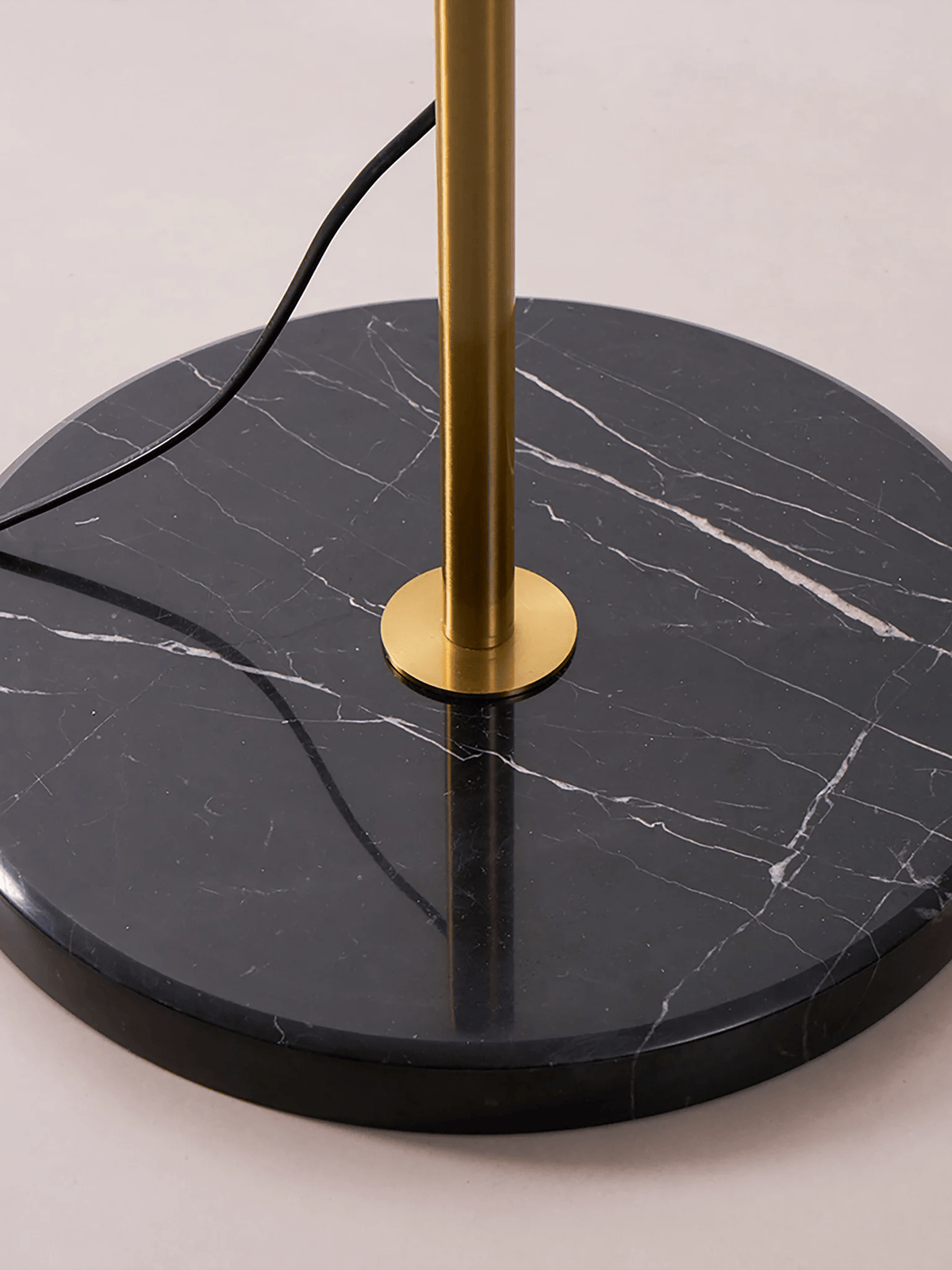 Lumière Shell Floor Lamp with Mother-of-Pearl Shade