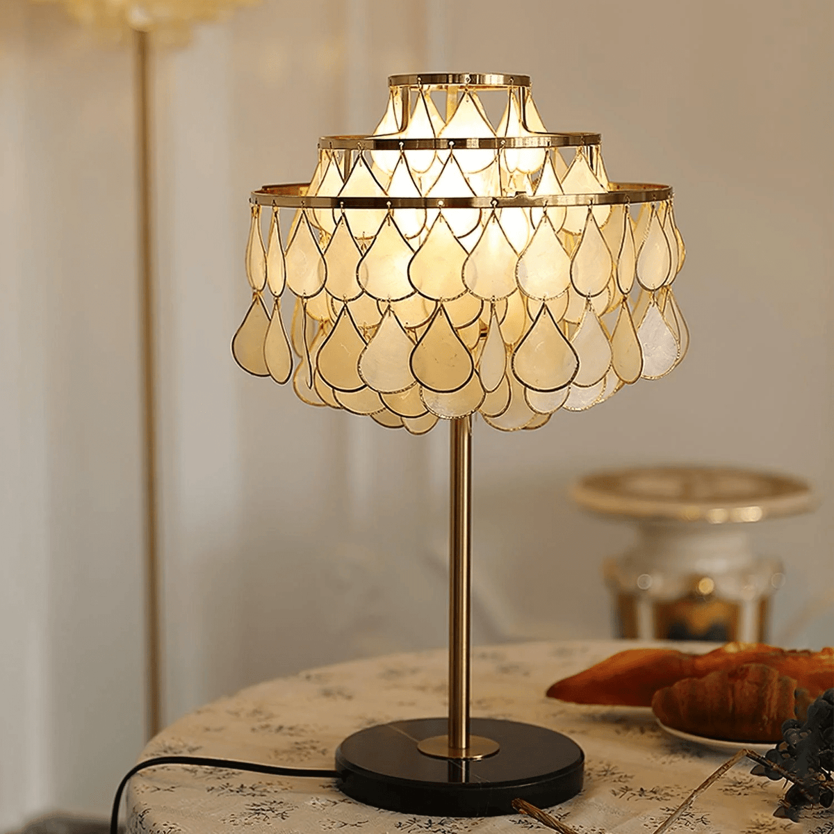 Teardrops Shell Table Lamp in Gold and Black Marble
