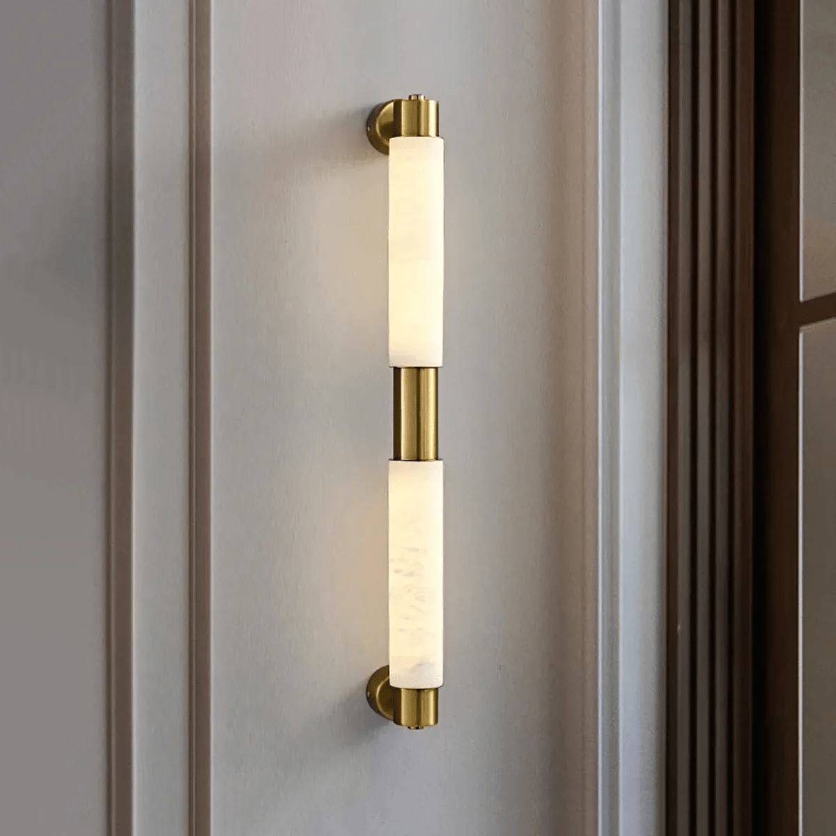 Alatar Alabaster Wall Sconce – Modern LED Wall Light in Gold or Black