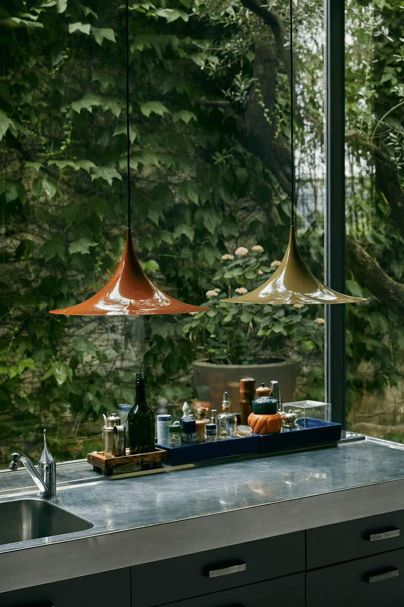 Semi Arch Pendant Light – Designer Aluminum Swag Lamp for Dining & Living Spaces