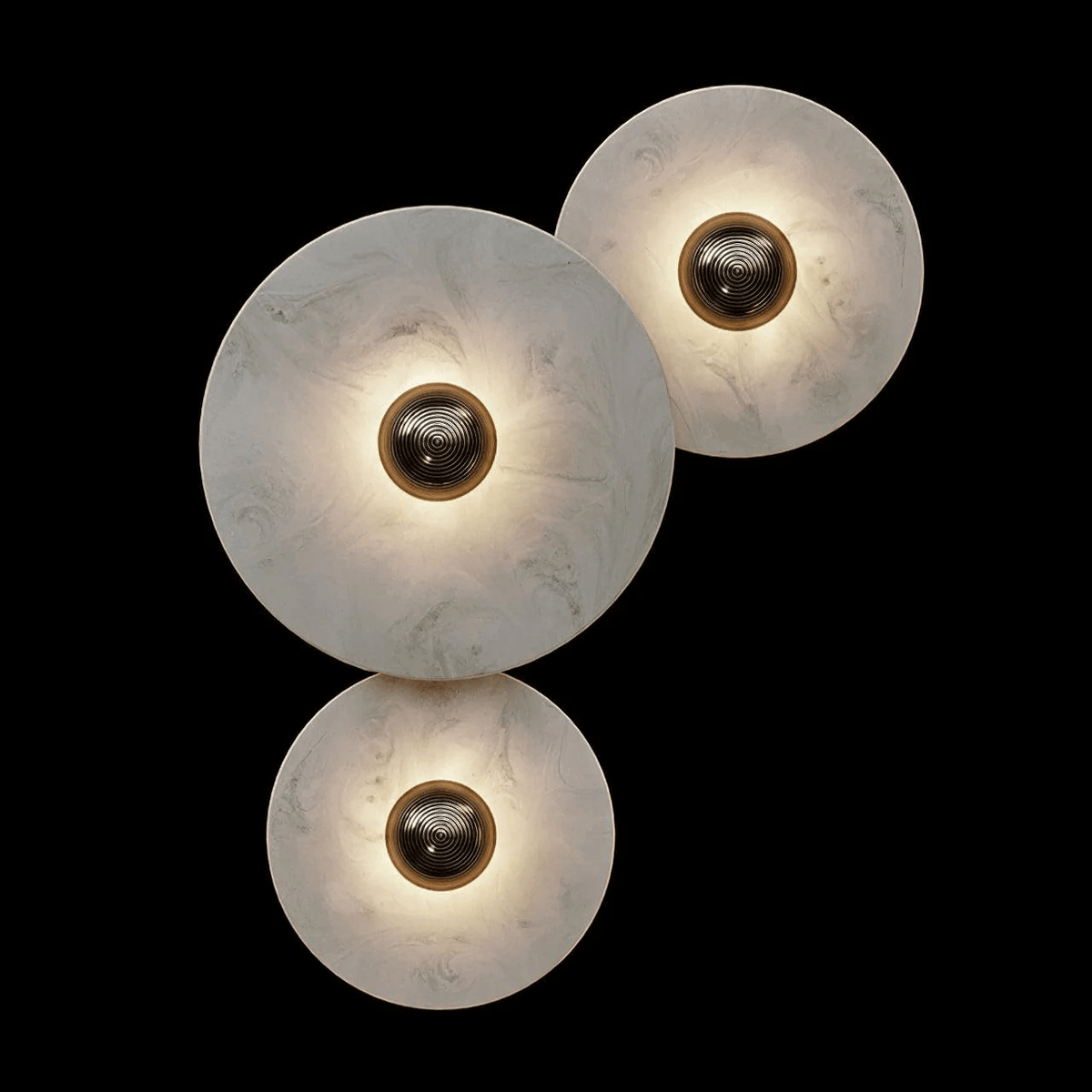 Nayra Alabaster Wall Sconce – Sculpted LED Wall Light in Natural Stone