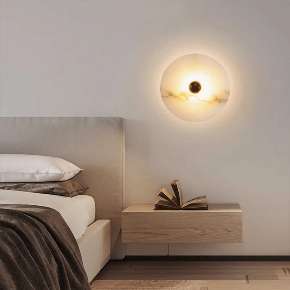 Nayra Alabaster Wall Sconce – Sculpted LED Wall Light in Natural Stone