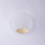 Lasterba Alabaster Wall Sconce in Brass – Modern Illumination for Refined Interiors