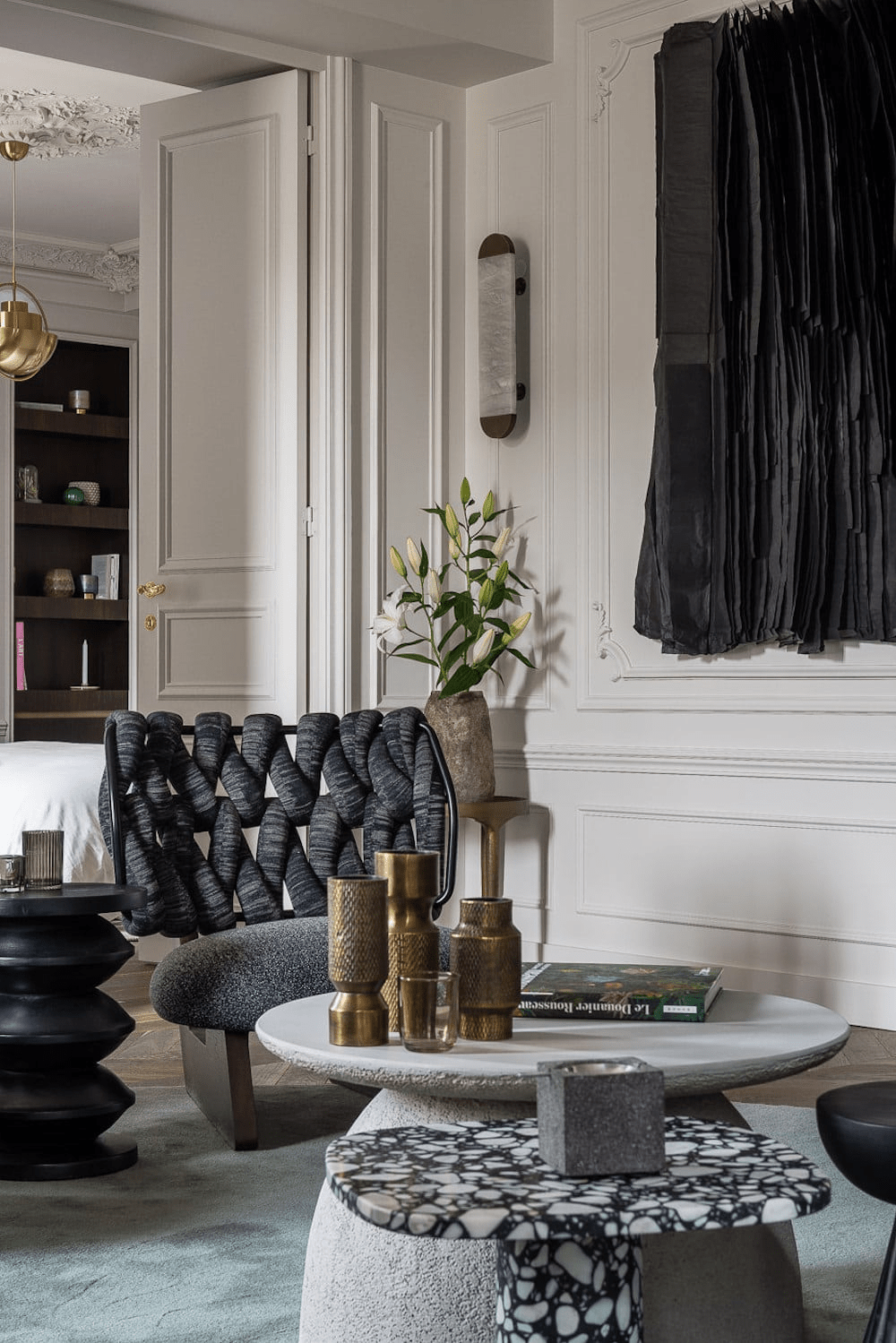 Ghost Alabaster Wall Sconce in Bronze – Handcrafted LED Wall Light