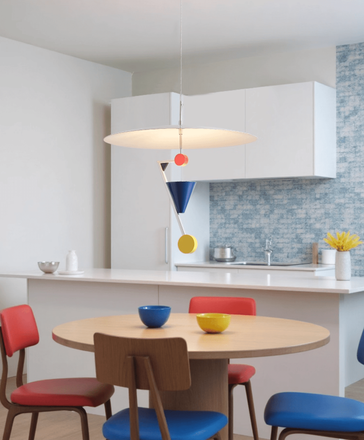 Kinetic Pendant Light – Modern Art Deco Sculptural LED Chandelier