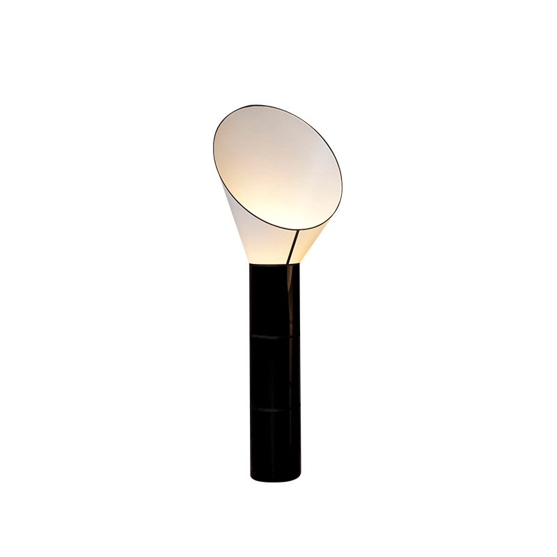 Sketch Line Floor Lamp – Modern Minimalist Art Deco Illumination