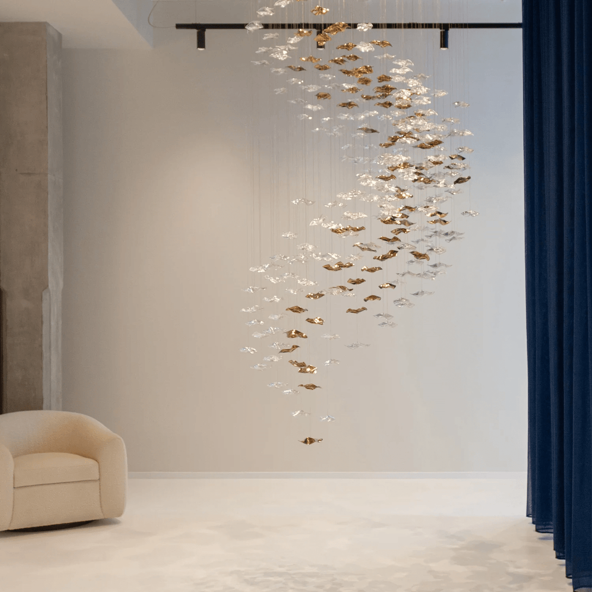 Tidal Art Glass Pendant Chandelier – Modern Cascading LED Light