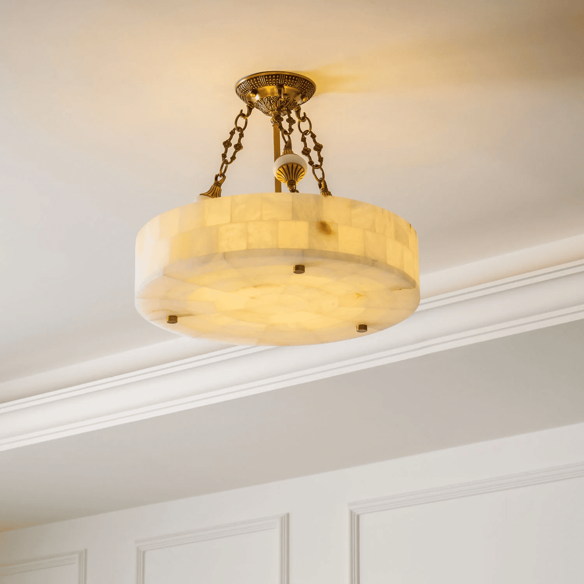 Lumisora Alabaster Ceiling Lamp – Sculptural Brass & Natural Stone Chandelier