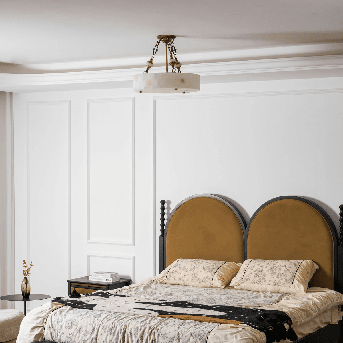 Lumisora Alabaster Ceiling Lamp – Sculptural Brass & Natural Stone Chandelier