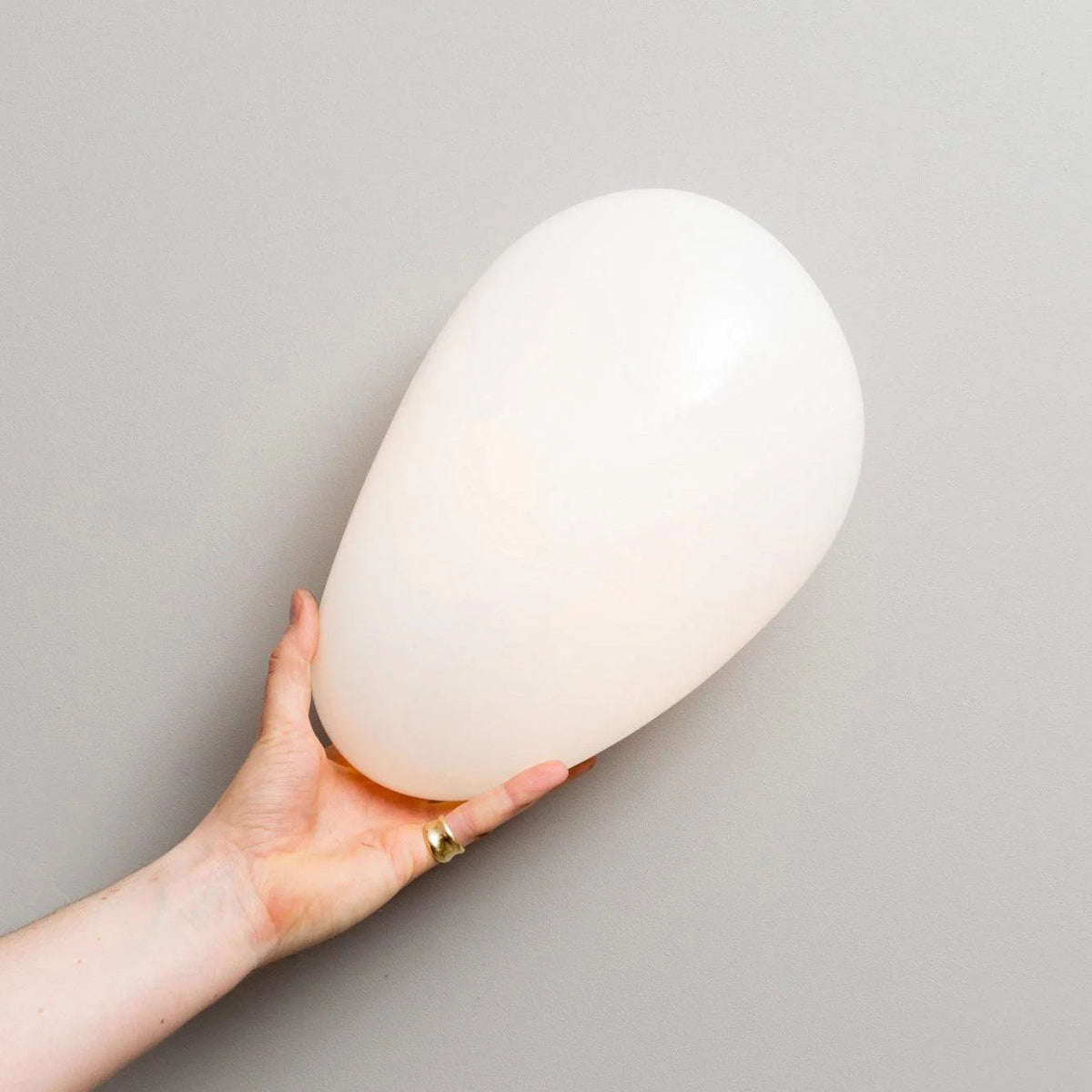Sphere Glow Wall Lamp