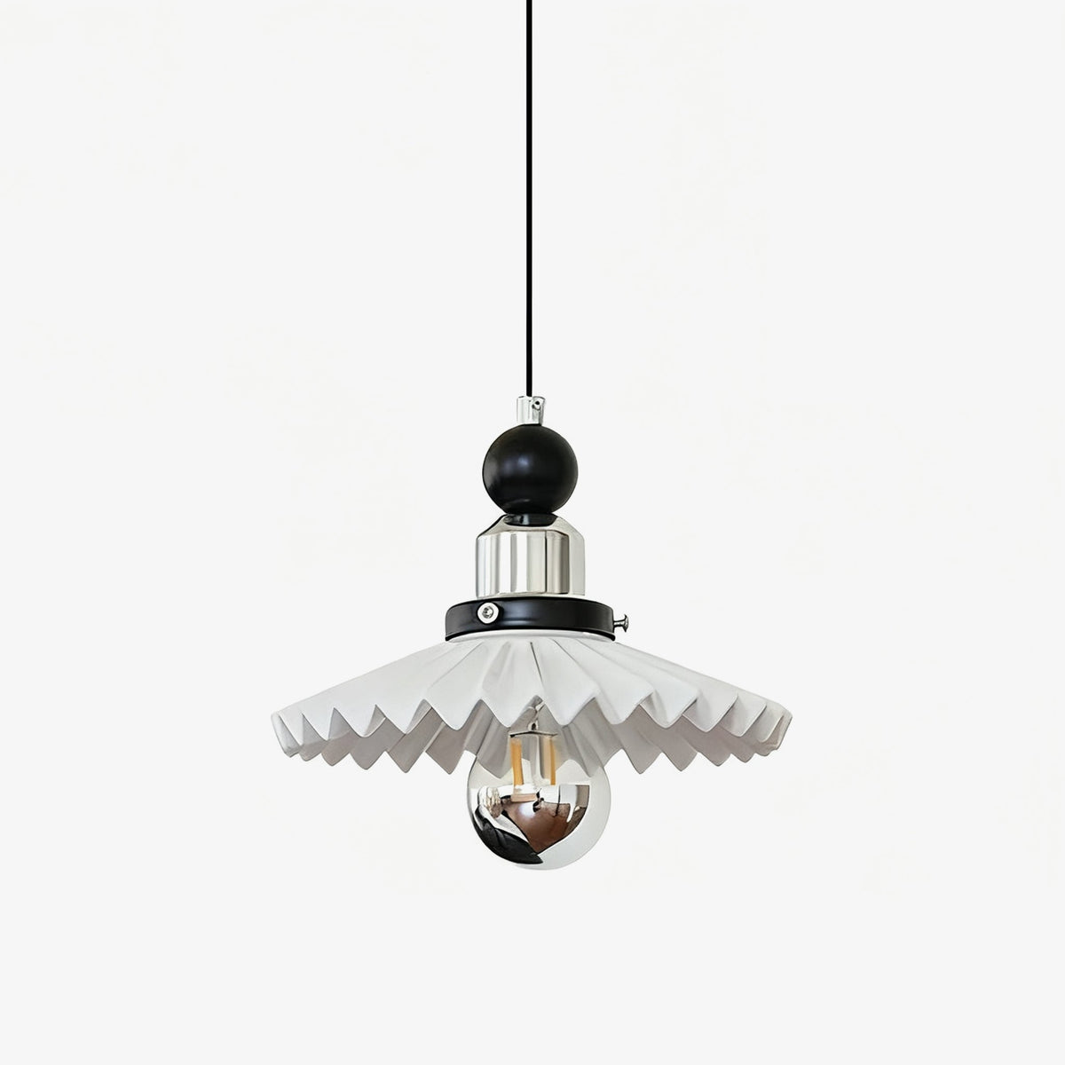 Pleated Petal Pendant Light – Modern Ceramic Hanging Lamp for Dining and Bedroom