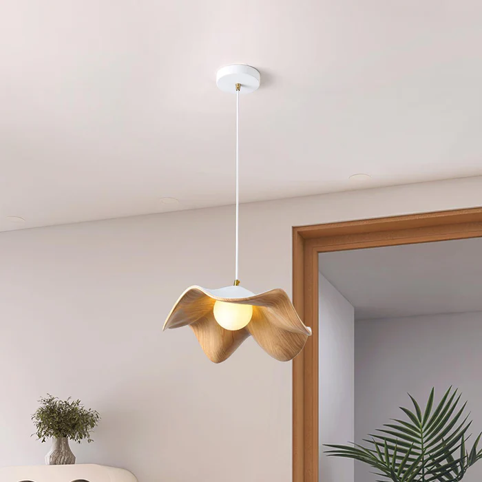 Unique Wooden Pendant Lamp