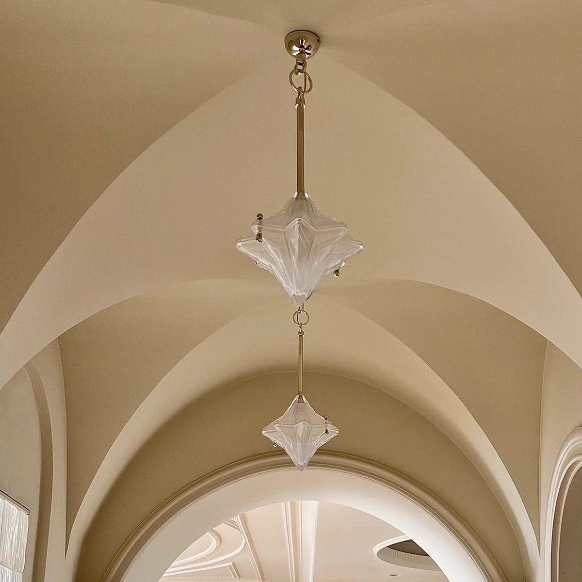 Prismatic Star Pendant Light – Crystal Glass Ceiling Lamp for Dining & Living Spaces