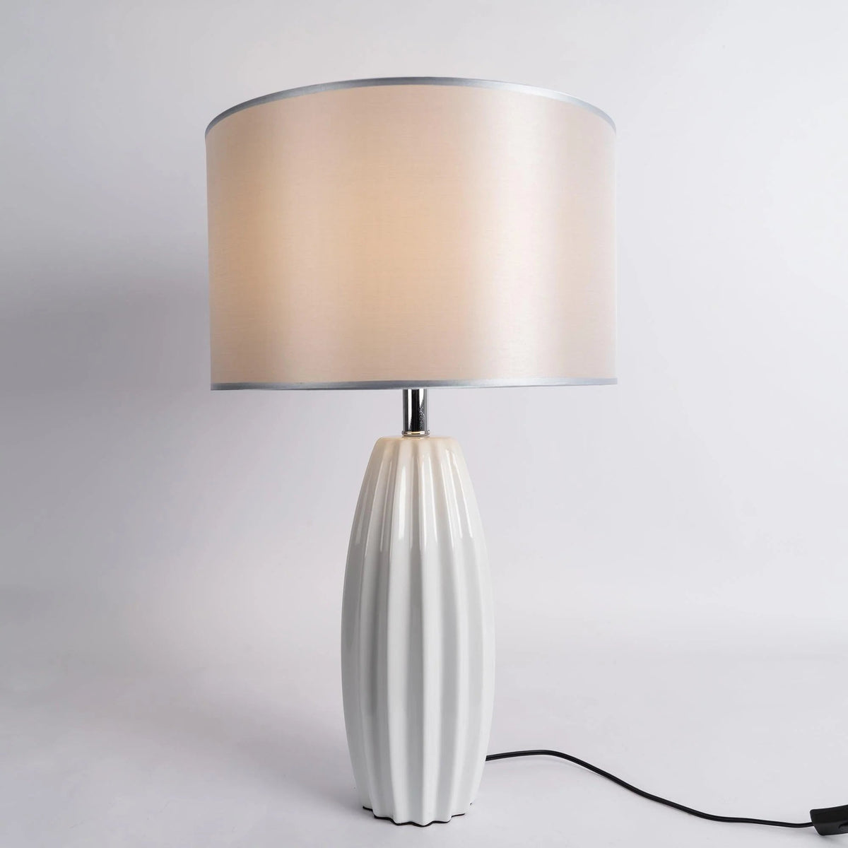 Luma Sphere Table Lamp