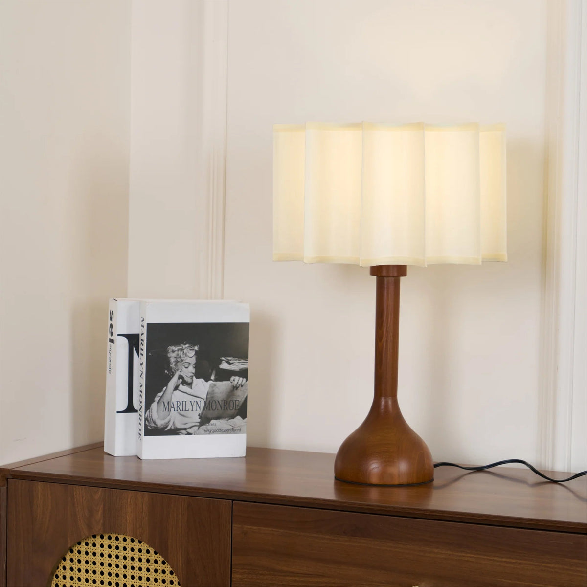 Hakka Accent Table Lamp