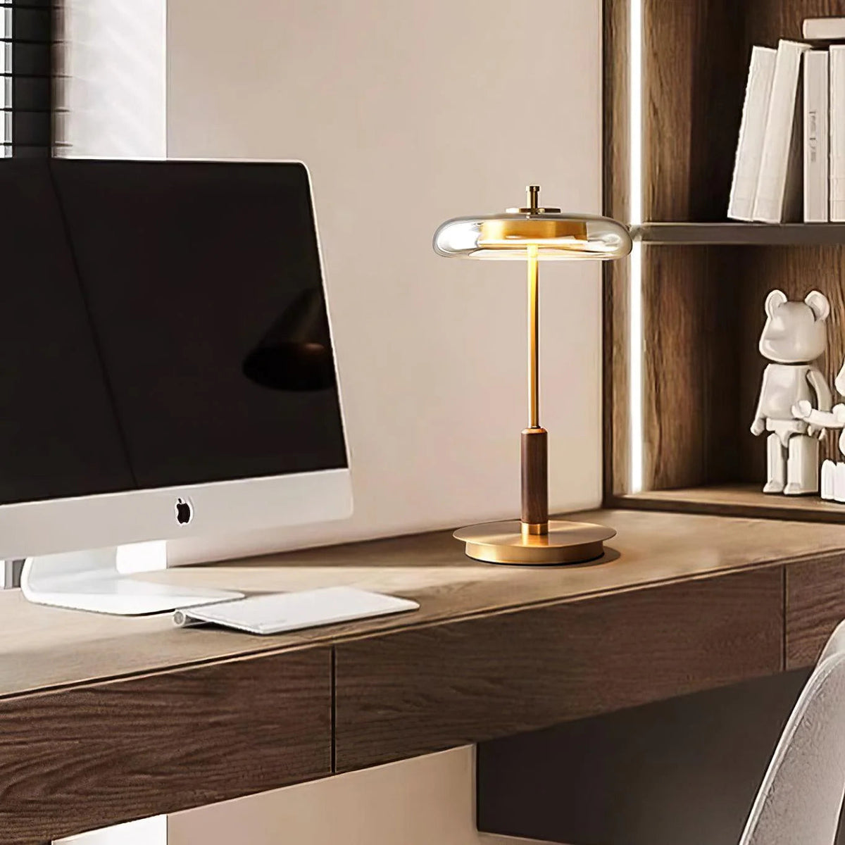 Creative Antique Style Melancholic Retro And Sophisticated Table Lamp With A Sense Of Luxury