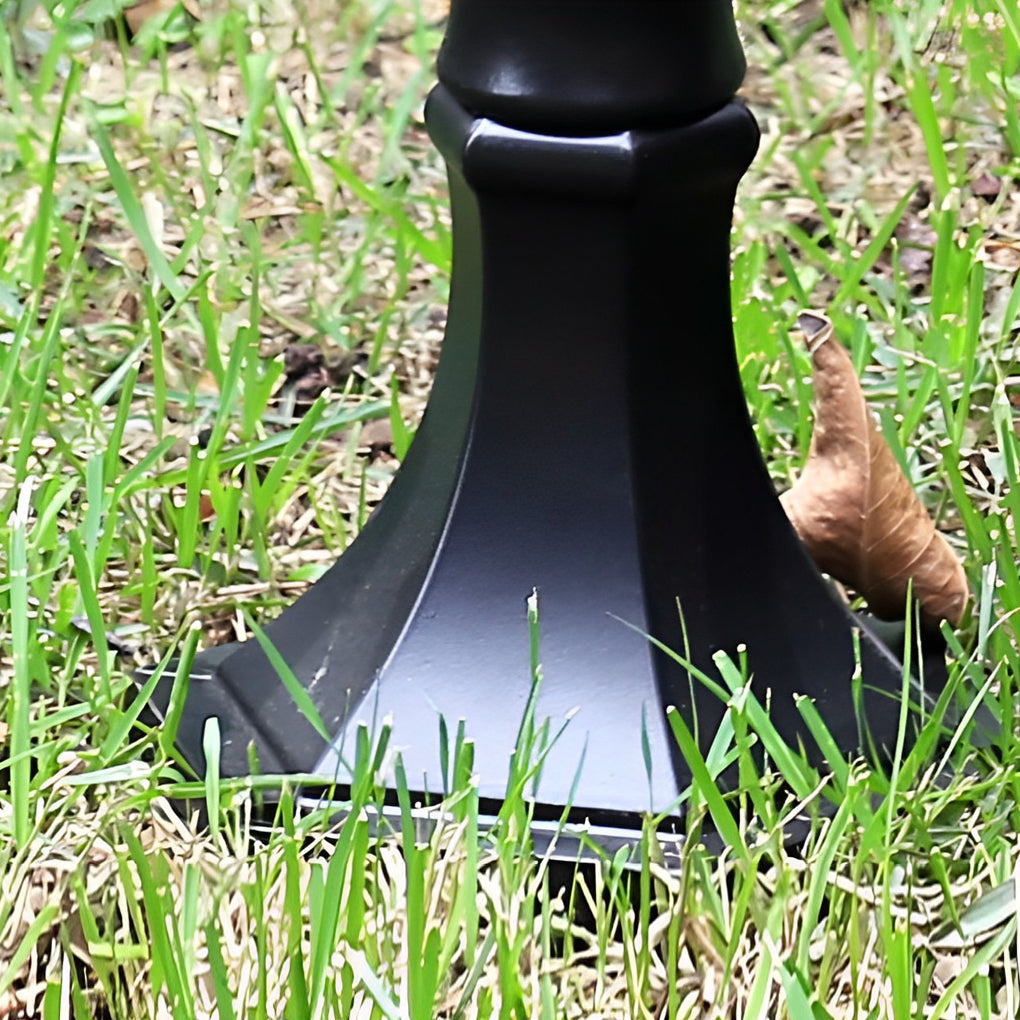 European-Style LED Pathway Lamp Post in Black for Garden and Courtyard