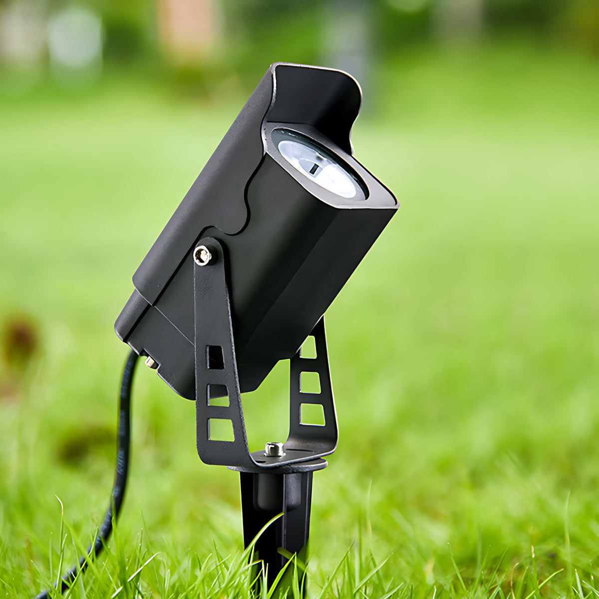 Architectural LED Garden Spotlights | Die-Cast Aluminum Landscape Lighting