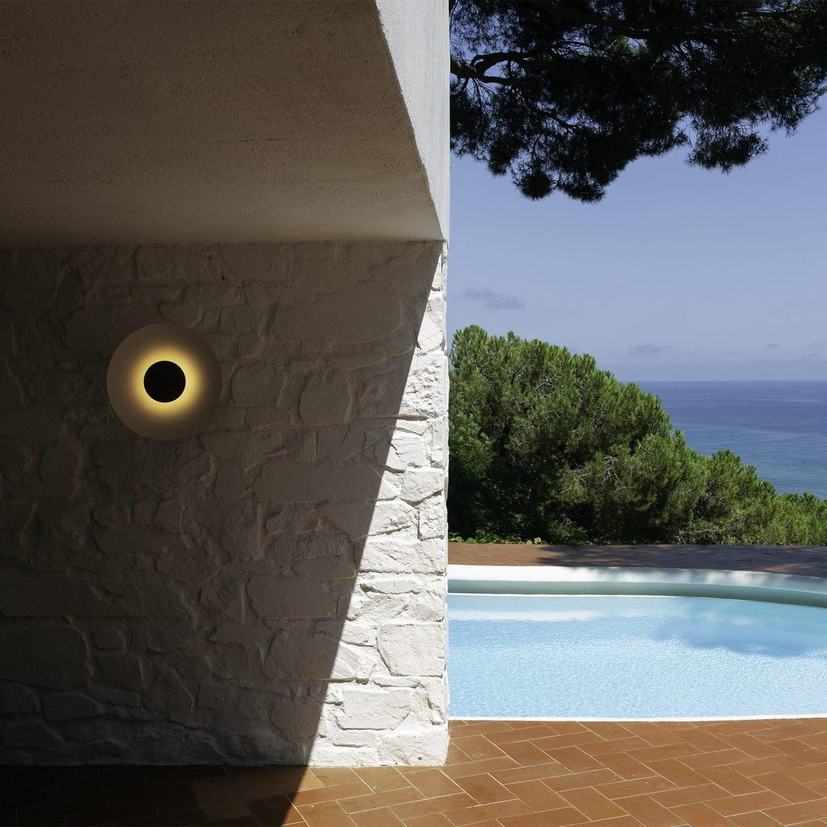 Serene Shine Wall Light