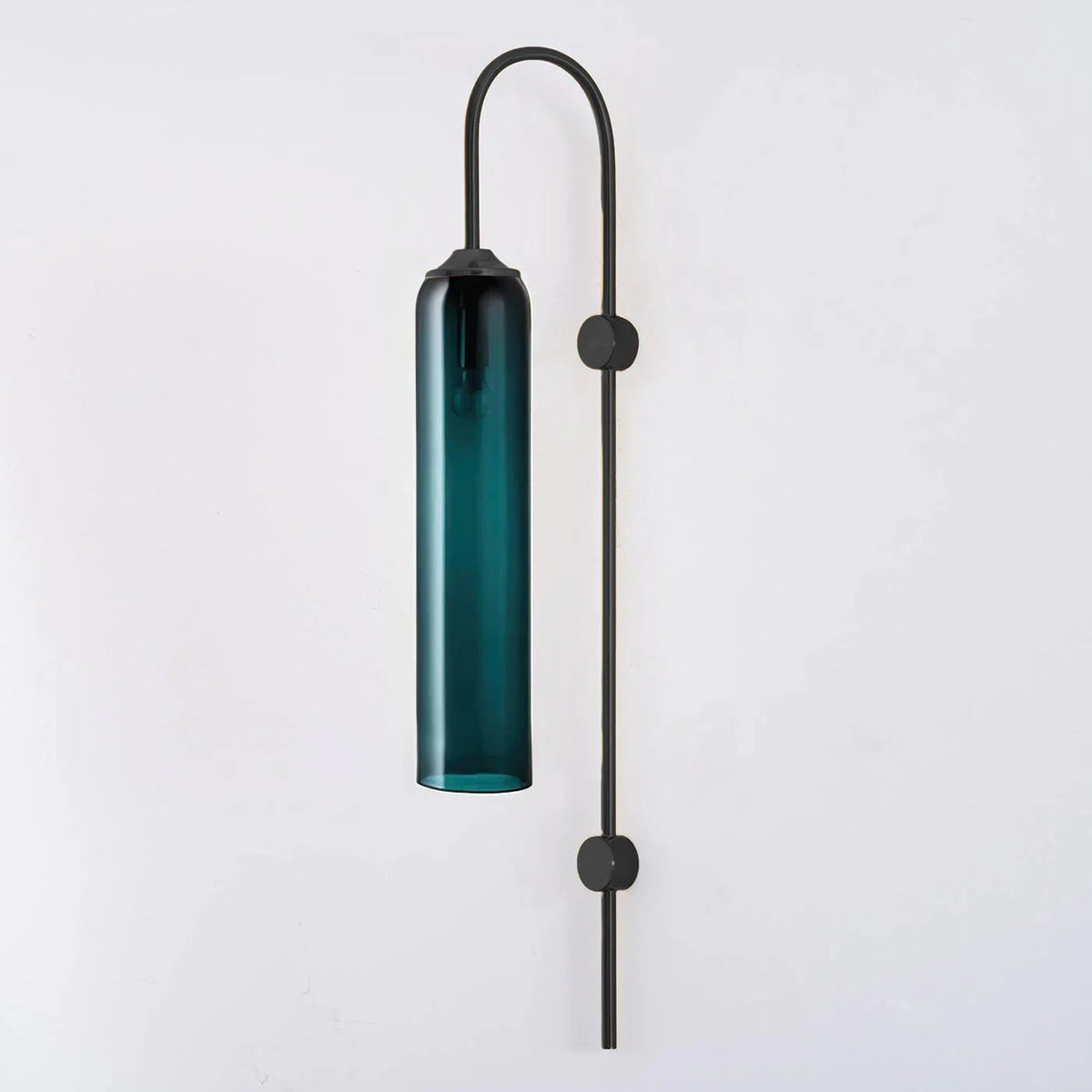 Nova Minimalist Sconce