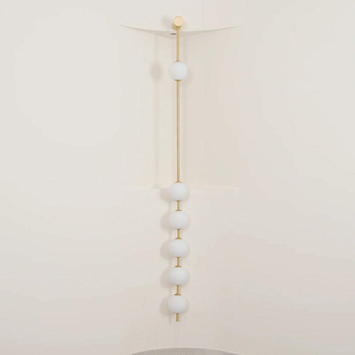 Linea Orb Wall Lamp