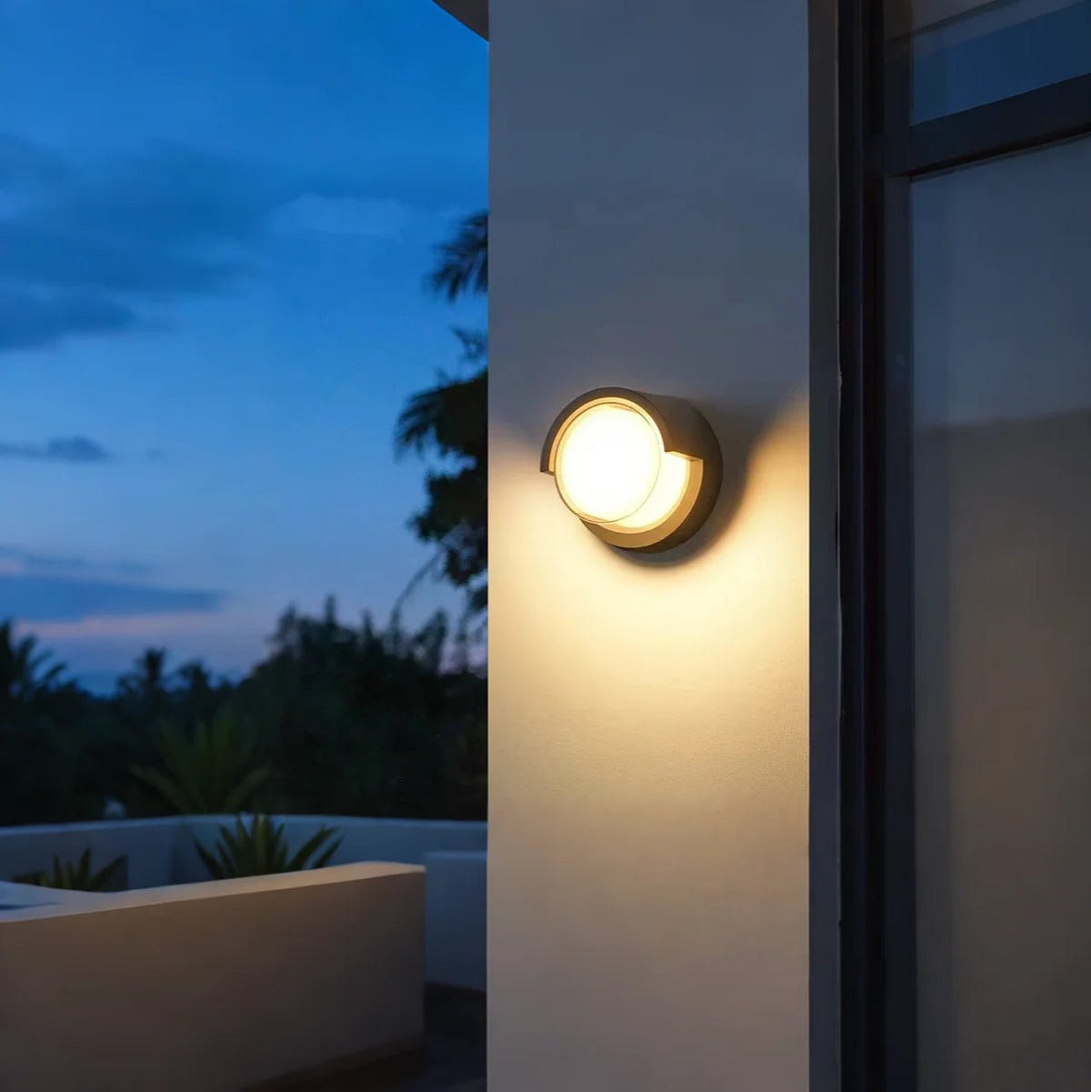 Smart Motion Activated Outdoor Wall Light