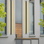 Linear LED Outdoor Wall Light in Black Metal, Waterproof Architectural Sconce