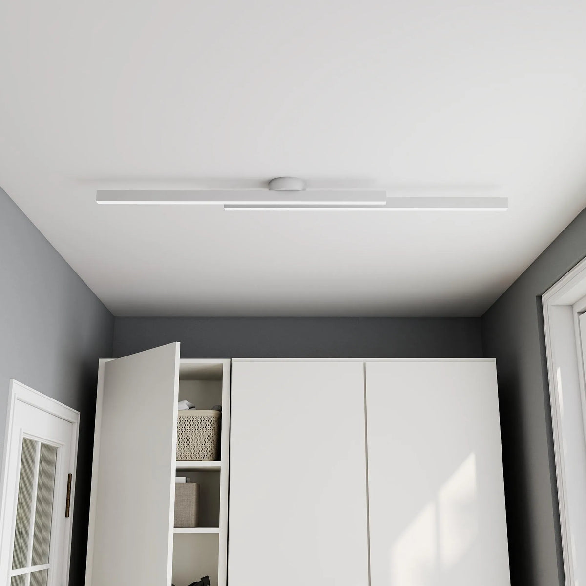 Modern Aluminum Long Strip Ceiling Light