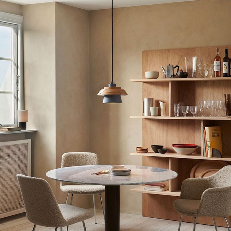 Chic Wood Pendant Lamp