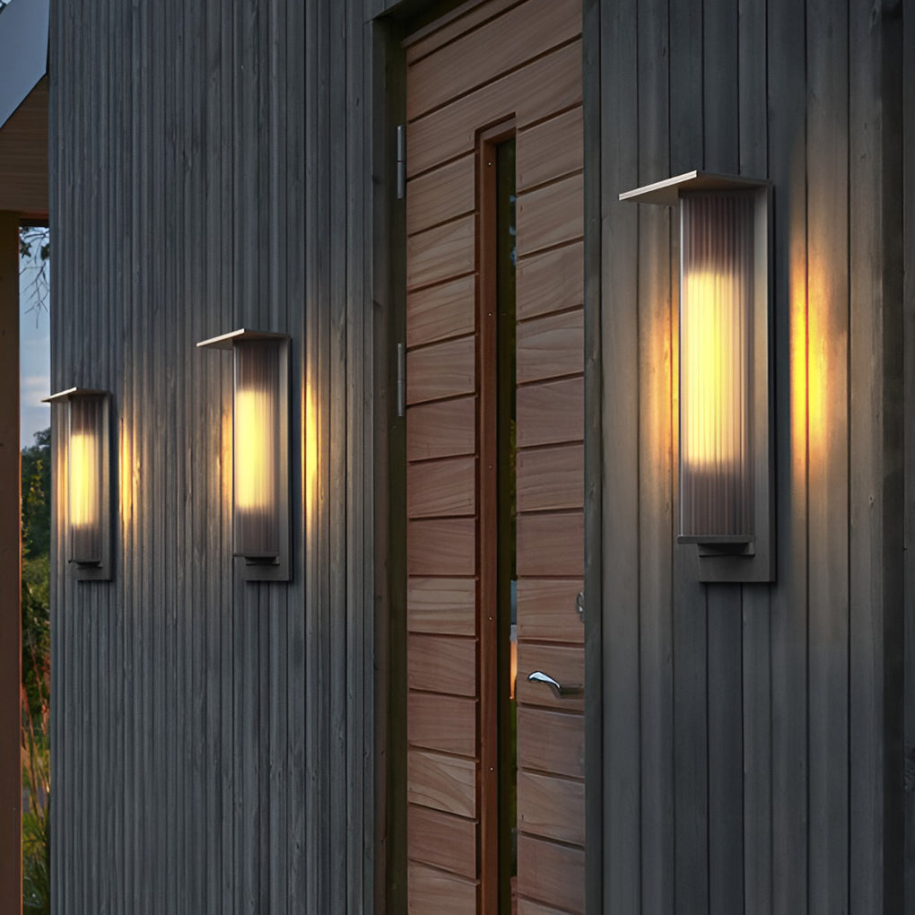 Solar Vintage Outdoor Wall Light Fixture