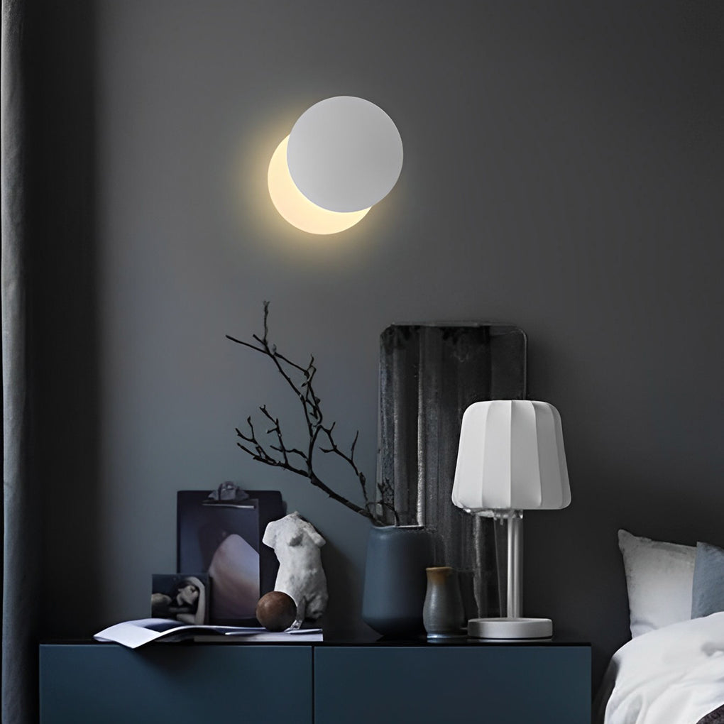 Aurelia 360° Rotating LED Wall Sconce in Matte Black or White