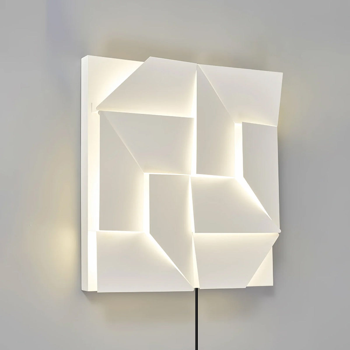 Shadows Grand Plug In Sconce